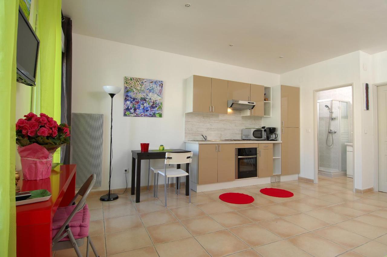 Studio 2Eme Etage Vue Sur Quai Et Mont Saint Clair سُت المظهر الخارجي الصورة