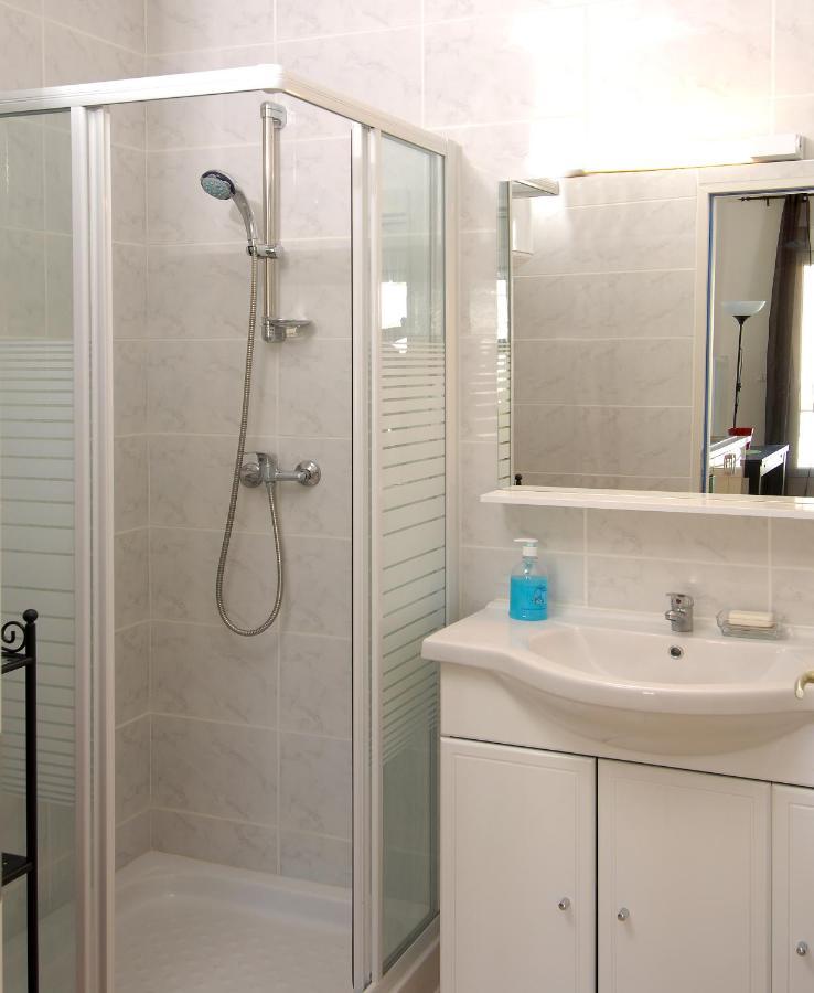 Studio 2Eme Etage Vue Sur Quai Et Mont Saint Clair سُت المظهر الخارجي الصورة